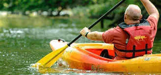Proper seating posture on open-deck inflatable water tube