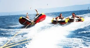 Towing rope signal hand gestures for water tubing riders