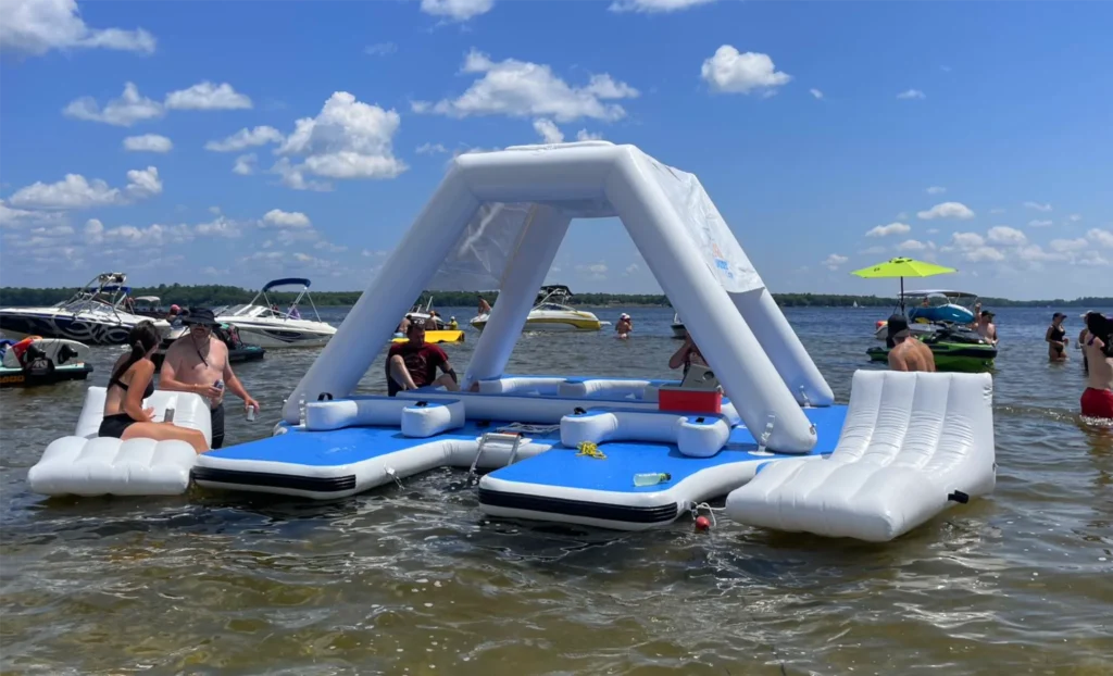 Ego model inflatable floating island for private water leisure