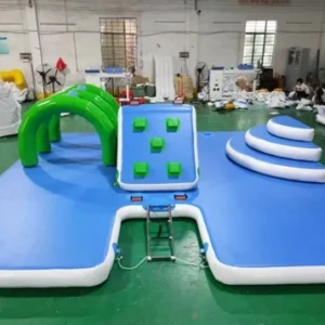 play bouncer raft